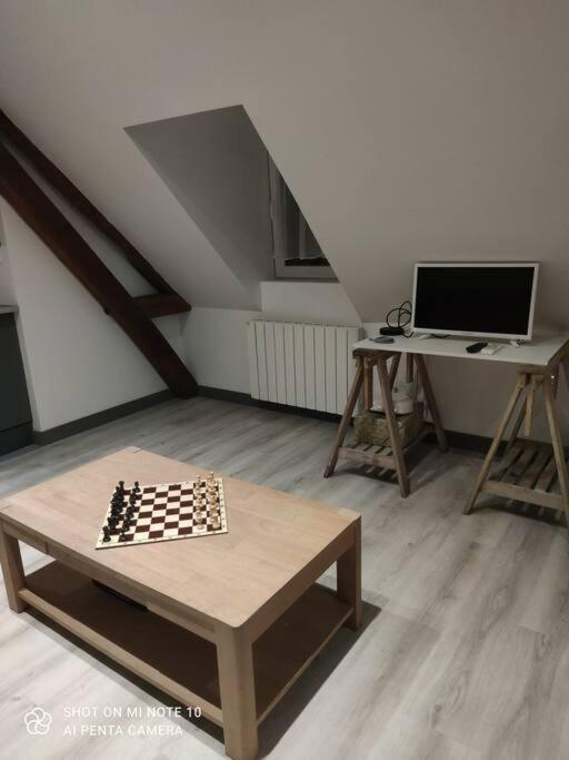 Appartement De Charme La Croix-Saint-Ouen ภายนอก รูปภาพ